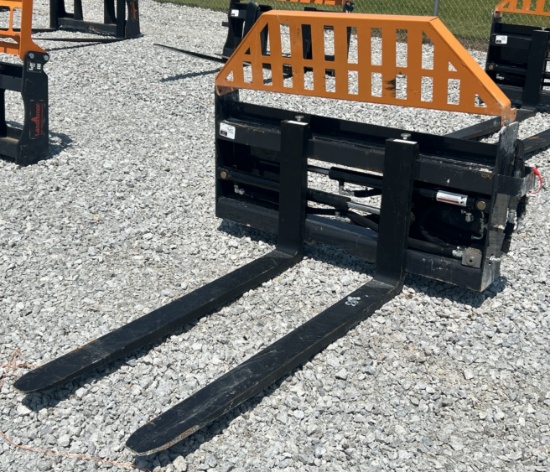 2025 Wolverine 48" Hydraulic Adjustable Pallet Forks