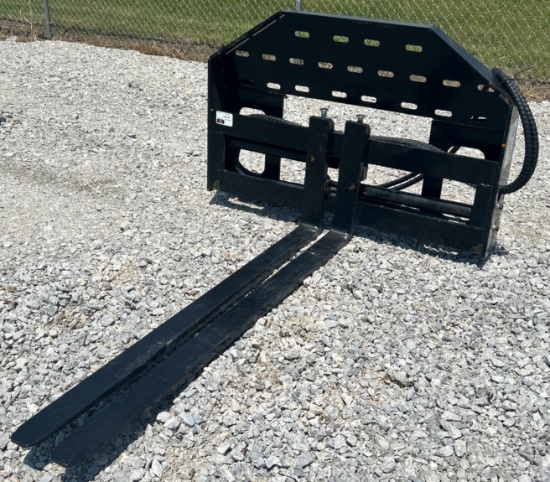 2025 FUTURE 60" Hydraulic Side Shift Forks
