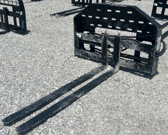 2025 FUTURE 60" Hydraulic Side Shift Forks