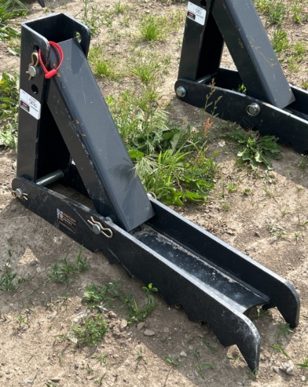 2025 Wolverine FCM-31-32IN 32" Hydraulic Thumb