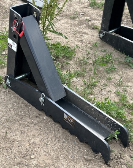 2025 Wolverine FCM-31-32IN 32" Hydraulic Thumb