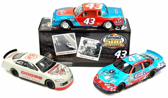 (3) 1:24 Autographed Richard Petty Die-Cast Collectables