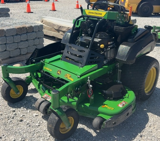 2024 John Deere Q850M 54" Quik Trak Stand-On Mower