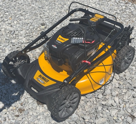 DEWALT 21" RWD Gas Self Propelled Lawn Mower