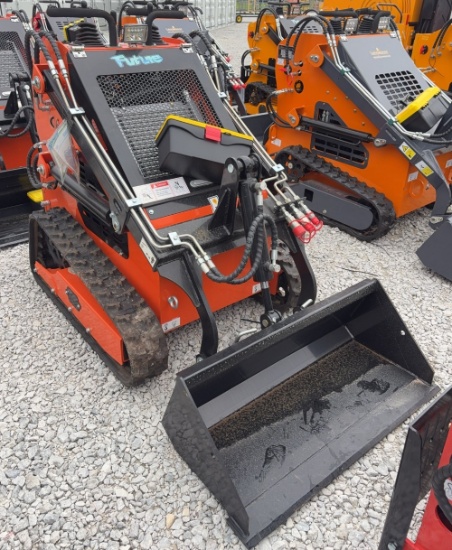 2026 FUTURE FT36C Mini Skid Steer Loader