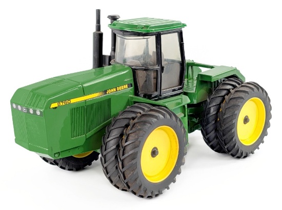 1/16 Ertl John Deere 8760 4wd Tractor
