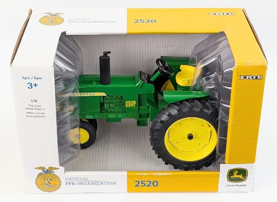 1/16 Ertl John Deere 2520 Diesel Tractor