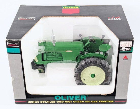 1/16 SpecCast 1959 Mist Green Oliver 880 Gas Tractor