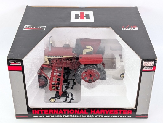 1/16 SpecCast International Harvester 504 Gas Tractor with 468 Cultivator