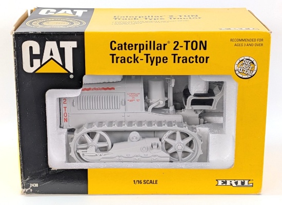 1/16 Ertl Caterpillar 2-Ton Track-Type Tractor