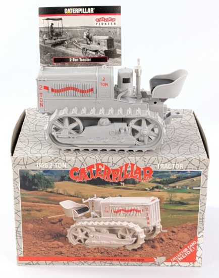 1/16 Ertl Caterpillar 2-Ton Crawler