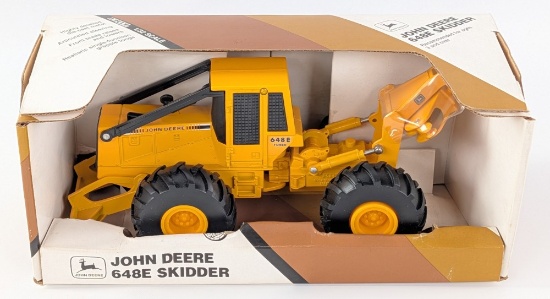 1/32 Ertl John Deere 648E Log Skidder