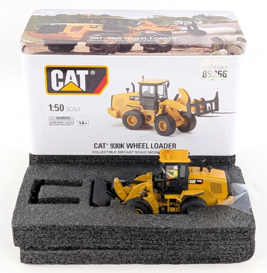 1/50 Die-Cast Masters CAT 930K Wheel Loader