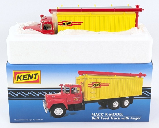 1/34 First Gear R-Model Mack Kent Bulk Feed Truck with Auger