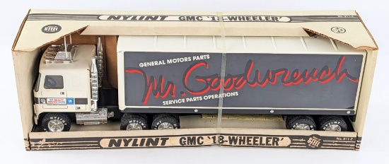 Nylint GM Parts Mr. Goodwrench GMC Cabover Truck and Trailer