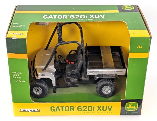 1/16 Ertl John Deere Gator 620i XUV
