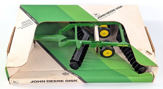 1/16 Ertl John Deere Disk