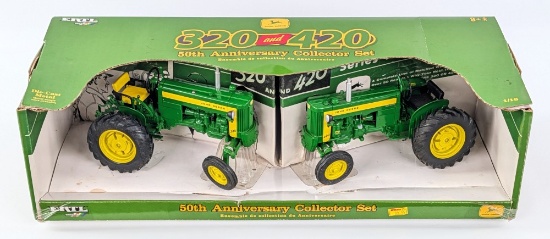 1/16 Ertl John Deere Model 320 and 420 Tractor Collector Set