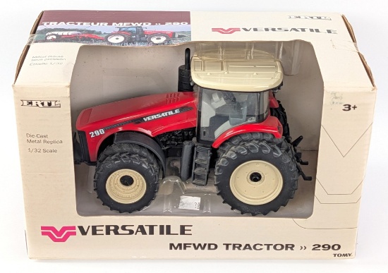 1/32 Ertl Versatile 290 Tractor with MFWD