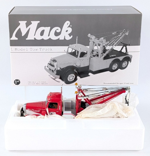 1/34 First Gear L Model Mack Tow Truck