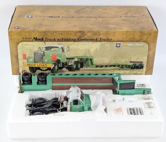 1/34 First Gear B-Model Mack Truck with Folding Gooseneck Trailer USDA Forest Service Ed.