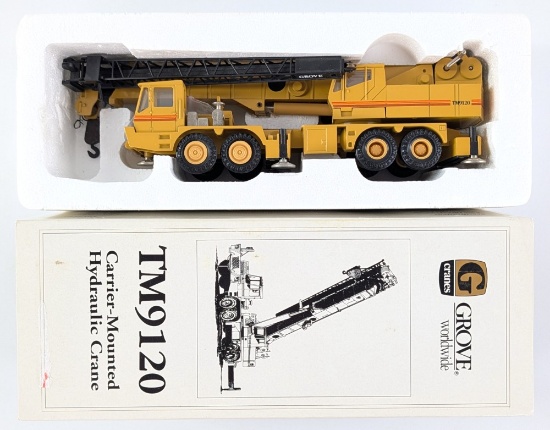 1/55 NZG Grove TM9120 Carrier-Mounted Hydraulic Crane