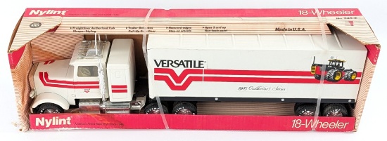 Nylint Versatile 836 Freightliner Semi Truck and Trailer
