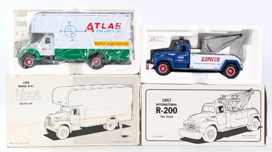 1/34 First Gear International R-200 Tow Truck & Mack Moving Van