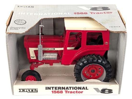 1/16 Ertl International 1568 V8 Tractor