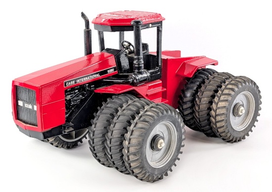 1/16 Scale Models Case International 9280 Tractor with Triples