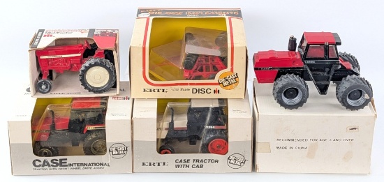 1/32 Ertl Case, Case International, and International Tractors + Disk