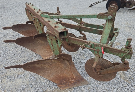 John Deere 3 Bottom 3 Point Plow