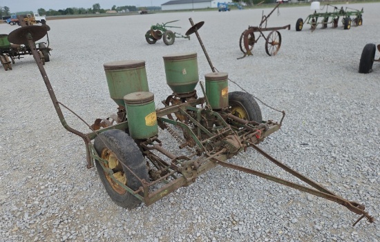 John Deere 290 Two Row Planter