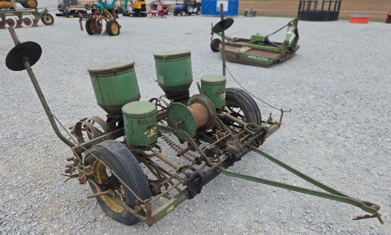 John Deere 290 Two Row Planter