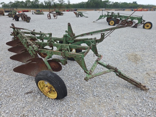 John deere 4 Bottom Pull Type Plow