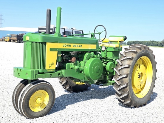 John Deere 720 Gas Row-Crop