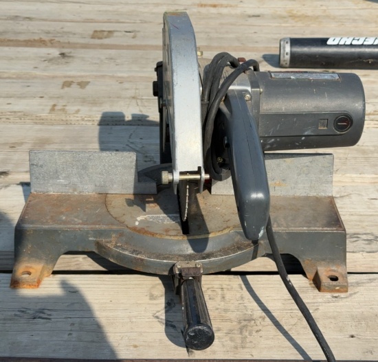 Skil SkilSaw 3810 Corded Electric 10Ó Miter Box Saw