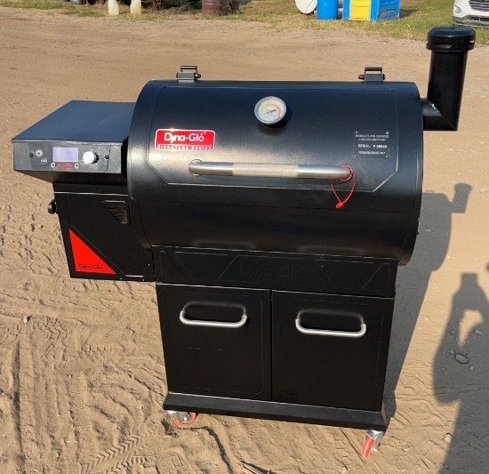 Dyna-Glo Signature Series Smoker
