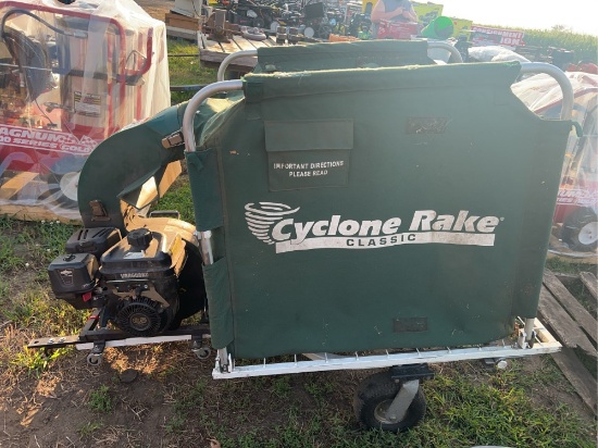 Cyclone Rake Lawn/Leaf Vacuum