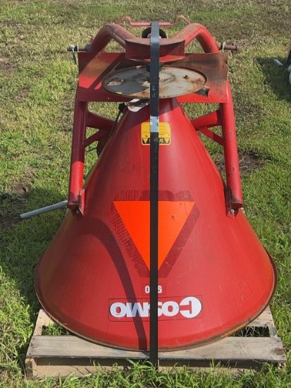 Cosmo 500 Fertilizer Spreader
