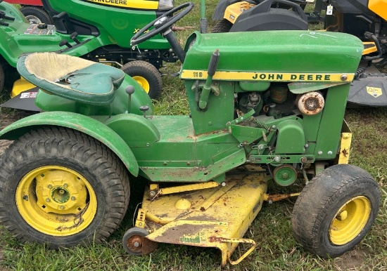 John Deere 110 Garden Tractor W/ 42Ó Cutting Deck