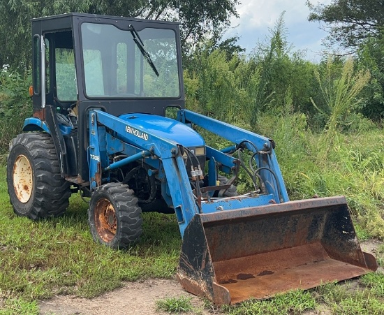 New Holland Utility Tractor With 7308 Front-End Loader