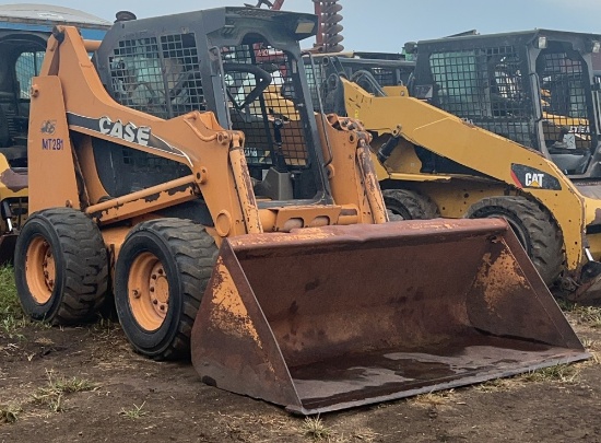 Case 465 Skid Steer With Bucket - 673 Hours!