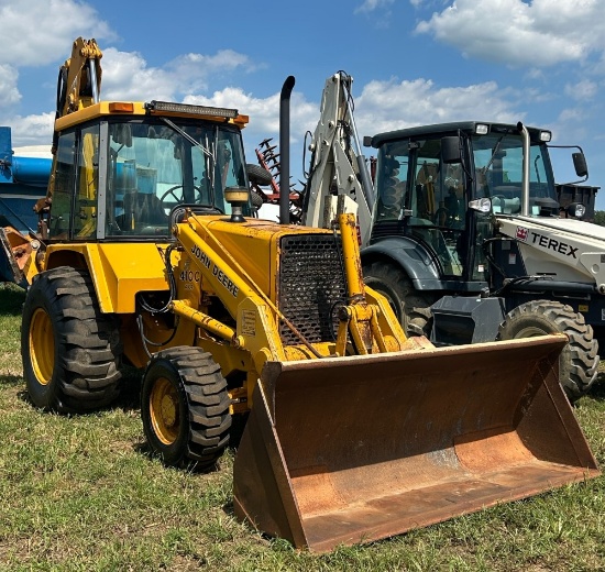 John Deere 410C Loader Backhoe