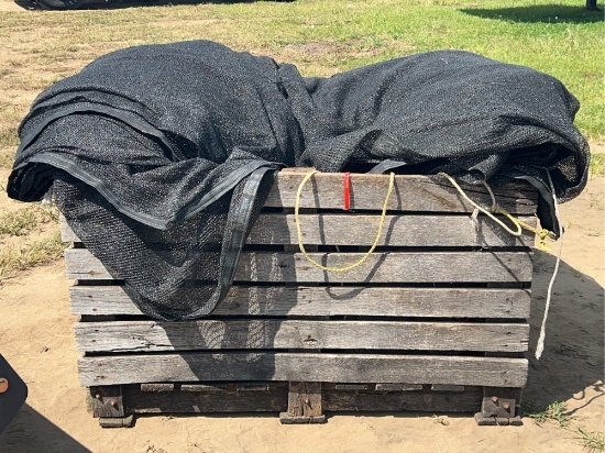 Wood Crate With Mesh Sunblock Netting