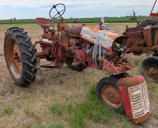 Farmall 230
