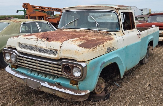 Ford F100 Custom Cab