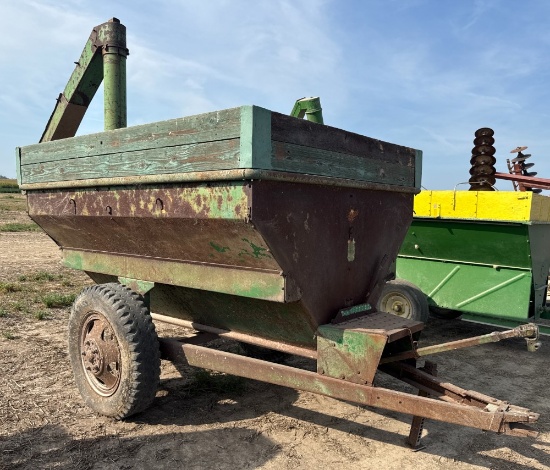 John Deere No. 68 Auger Wagon