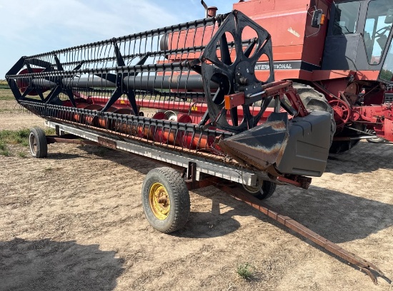 Case-IH 1020 Grain Platform with Head Cart