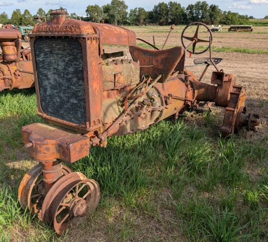 Allis Chalmers UC Row Crop Flat Head